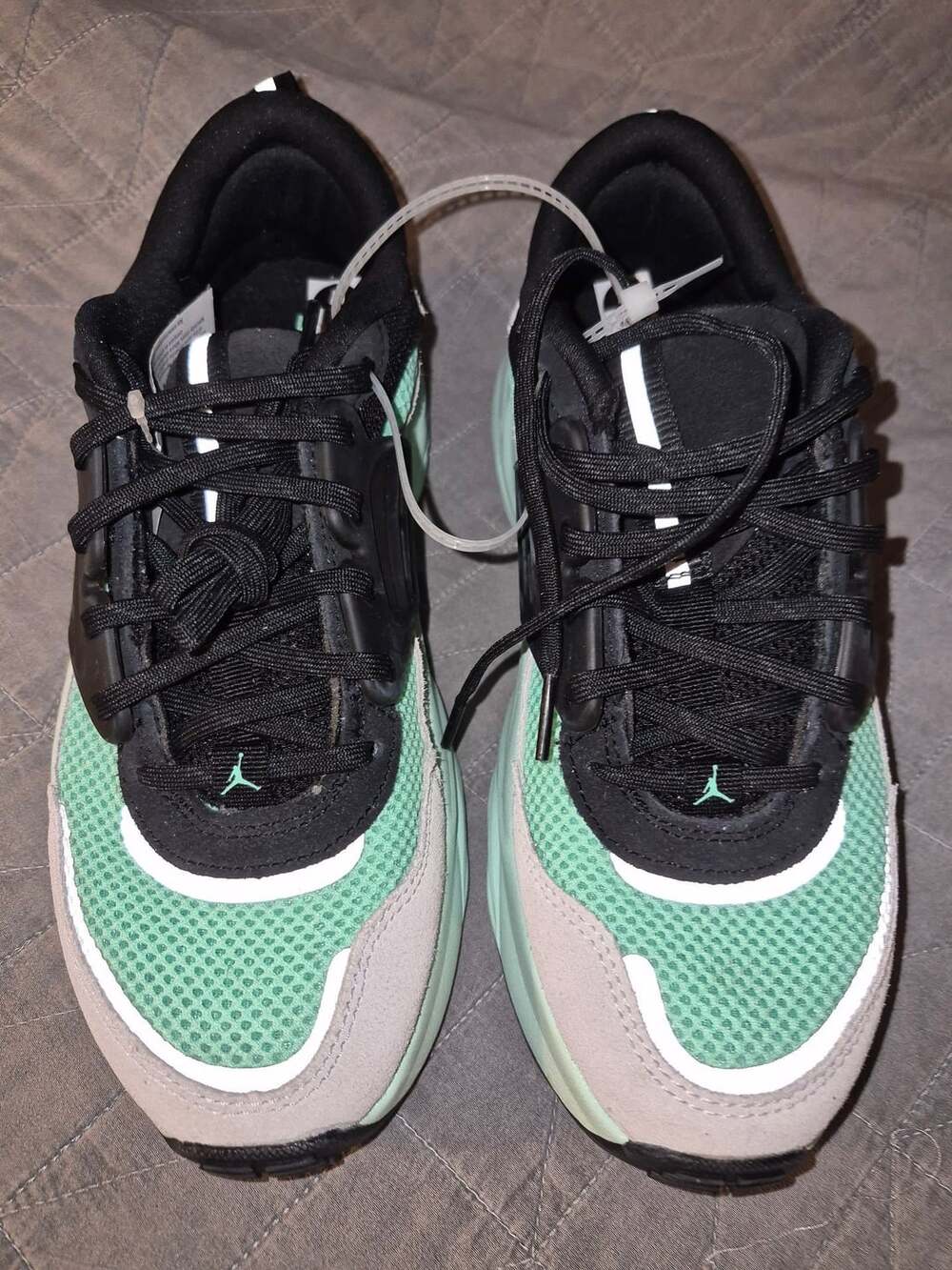 Jordan Trunner O/S GS 'Black Neutral Grey Mint Foam' Size 6Y